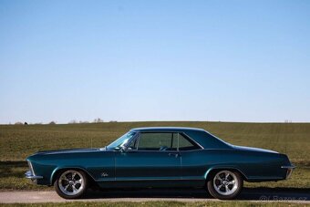 Buick Riviera z roku 1965 Pro Touring - 3