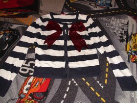 2x krásný svetřík vel. 152 - 3