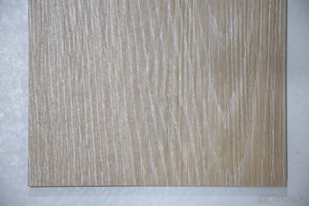 Keramická dlažba imitace dřeva 120x20cm - 3