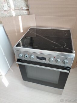 Sklokeramiký sporák - 3