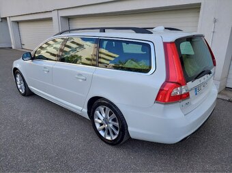 Volvo V70,  2.0D 133kw L+Z kola - 3