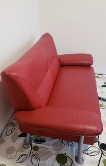 Stylová Dvoumístná Pohovka Vínové Barvy - 3