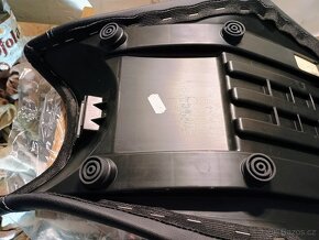 Originál sedlo Yamaha Tracer 7 - 3