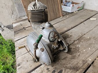 Motor jawa pérak - 3