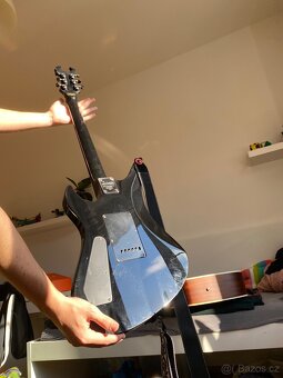 Schecter Synyster Gates signature - 3