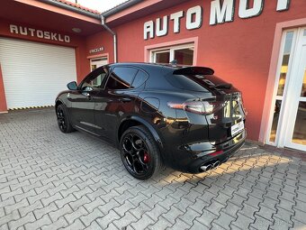 Alfa Romeo Stelvio Stelvio V6 2.9 BI-TURBO Quadrifoglio Verd - 3