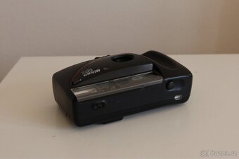 Nikon RF2 - 3
