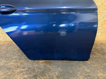 NASTROJENÉ PRAVÉ ZADNÍ DVEŘE BMW F10 IMPERIALBLAU - 3