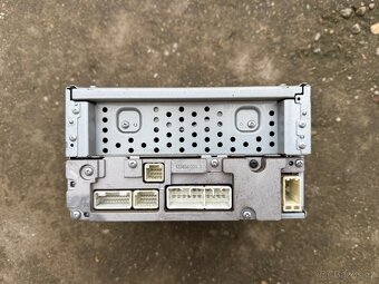Originální autorádio Toyota Land Cruiser 150 - 3