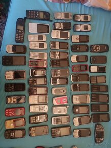 Mobily různé značky - 3