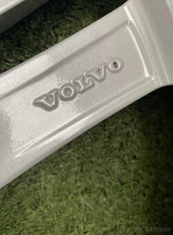 Originální Alu kola Volvo XC60 235/60/18 DOT24 8mm - 3