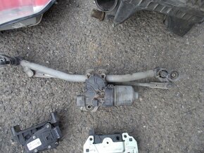 Díly Opel Astra H 1.9CDTI 74kw - 3