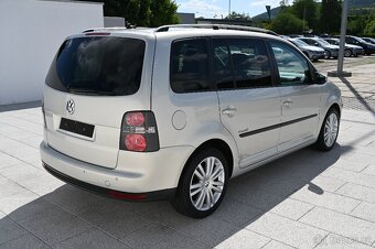 Volkswagen Touran 1.4TSI 103KW Freestyle 8/2009 - 3