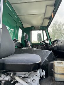 Tatra 8x8 nosič nástaveb na náhradní díly - 3