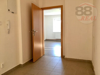 2+ kk, ulice Nádražní - 3