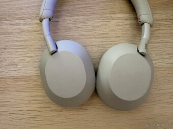Sluchátka Sony WH-1000XM5 - 3