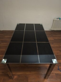 Jídelní skleněný stůl - 3