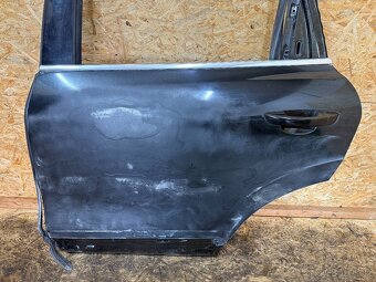 LEVÉ ZADNÍ DVEŘE VW TOUAREG 7P 7P0833311 - 3