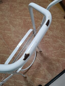 Stojan na dětskou vaničku - 3