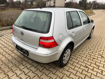 Volkswagen Golf IV 1.6i 77Kw Speciál - 3