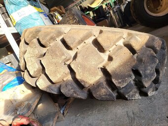 Rezervní kolo Locust 752 - 3