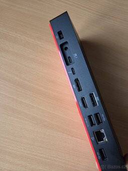 Lenovo ThinkPad Thunderbolt 4 Dock stadion - 3