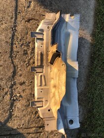 Zadní stěna Škoda Yeti - 3