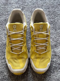 On Running, model Cloudventure WP, velikost 38,5 - 3