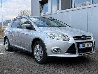 Ford Focus Combi benzín r.v. 2011 - 3