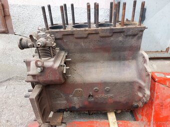 Motor Zetor - 3