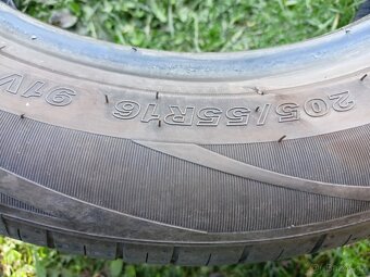 Prodám letní pneu 205/55R16 - 3