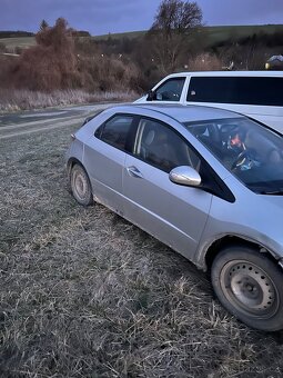 Honda civik 2.2 103kw - 3