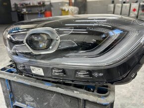 Kia Ceed III pravé přední světlo - 3