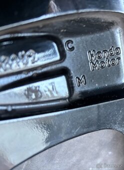 R18 ORIG.ZIMNÍ ALU KOLA HONDA CRV 235/60/18 95% - 3