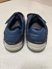 Chlapecké Geox vel 34 - 3