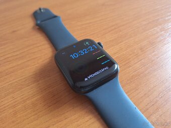 Apple watch SE 44mm - na ND - 3