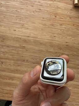 Apple Watch 5 Bílá keramika 40mm - JEDINÉ V ČR - 3