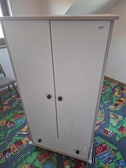 Postýlka, komoda s přebalovákem, skříň - 3