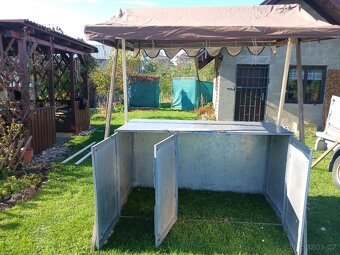 Prodam prodejní pult ke stánkovému prodeji. - 3