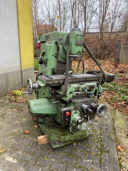 Univerzální konzolová frézka Stanko 6H81 - 3