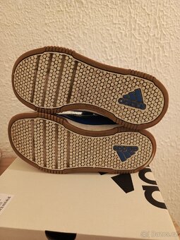Tenisky adidas - 3