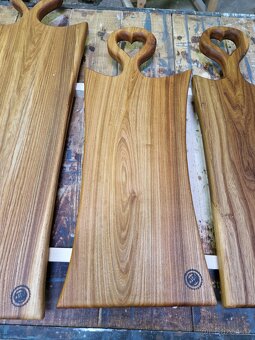 Masivní dřevěná prkénka, servírovací podnosy - 3