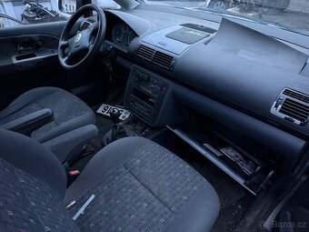 Rozprodám na díly VW Sharan 2.0i - 3