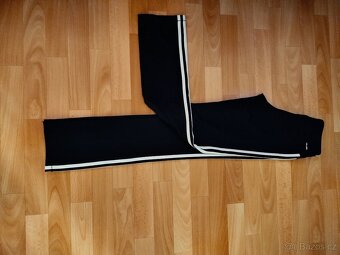 Krásné legíny Adidas - 3