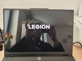 Herní Lenovo Legion Pro 5 16IAX10H Eclipse Black - 3
