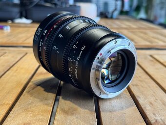 MEIKE 25MM T2.1 SUPER35 PRIME CINE (BAJONET EF) - 3