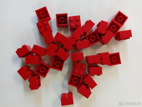 velke mnozstvi Lego kostiček 2x2,3x2,4x2.... - 3