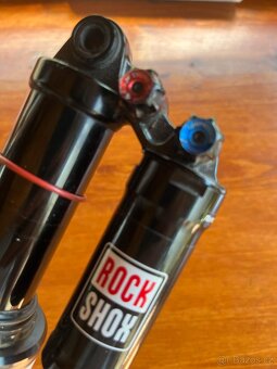 Zadní tlumič Rock shox vivid air r2c - 3