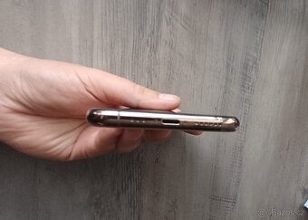 Iphone 11pro 256gb + Apple MacBook Air (Mid 2013 - 3