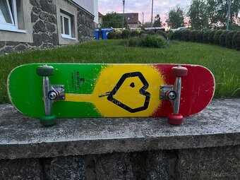 Skateboard Blueprint Spray Heart 8” - 3